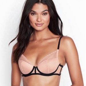 Victoria’s Secret 34DD bra plunge nude pink shimmer NWOT